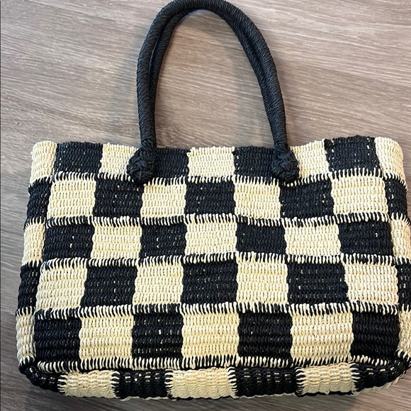 JCREW Black and Cream Checkered Woven Tote Bag NWT - Picture 4 of 4